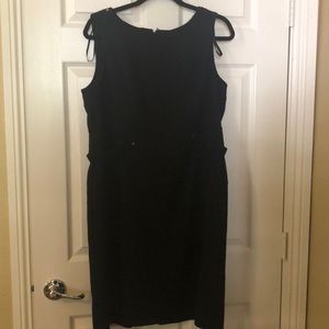 Liz Claiborne sleeveless black dress